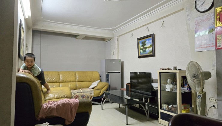 CHO THUÊ NHÀ RIÊNG NGÕ 2 NHÂN CHÍNH  LÀM CHDV,  5 TẦNG, 5 NGỦ, 43M2, 15 TRIỆU